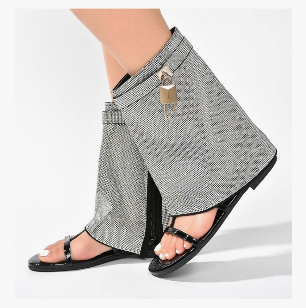 CAPE ROBBIN Carami Round Toe Fold Over Shiloha Rhinestone Flat Sandals ~ Black